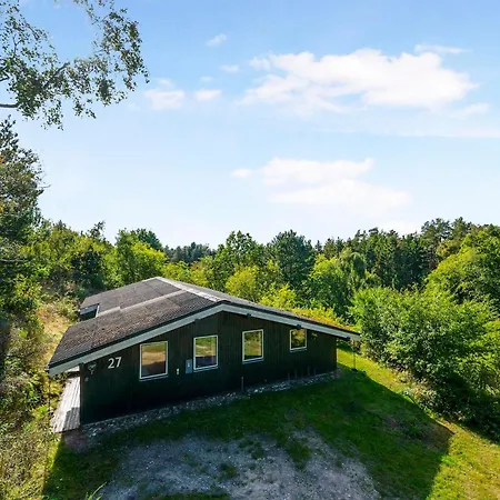 Amazing In With 3 Bedrooms And Internet *