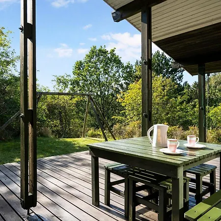 Amazing In With 3 Bedrooms And Internet *